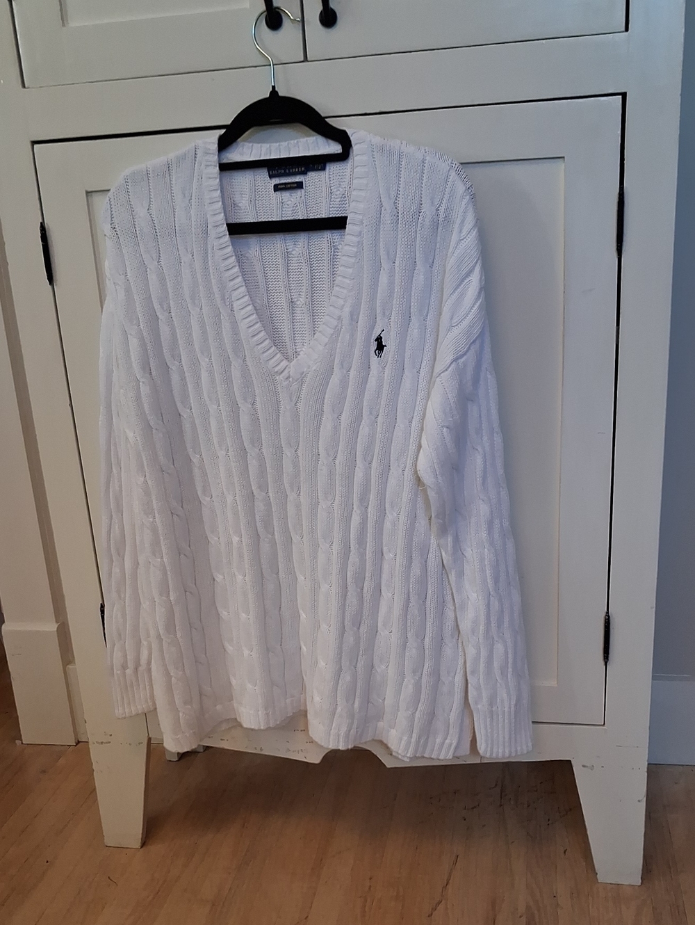Ralph Lauren 100% Pima Cotton Cable V Neck Medium